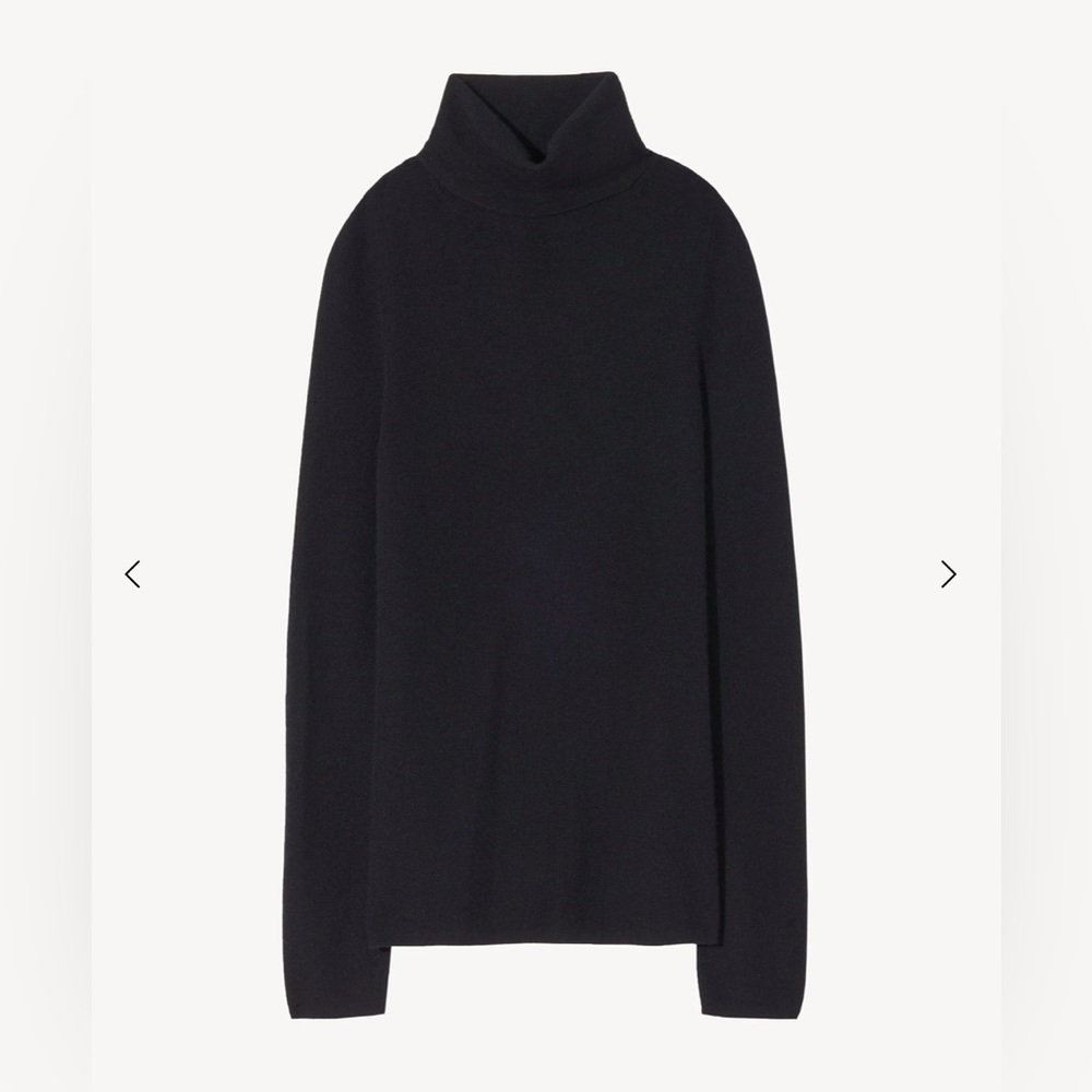 Nili Lotan Cashmere Turtleneck Sweater
XS
